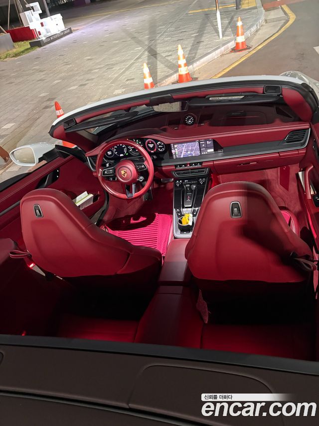 Porsche 911 (992) Carrera Cabriolet 2021 — фото 7