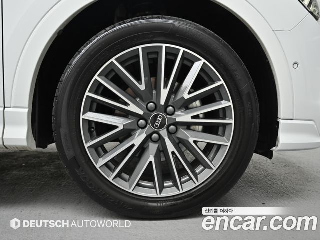 Audi Q3 (F3) 35 TDI Premium 2022 — фото 5