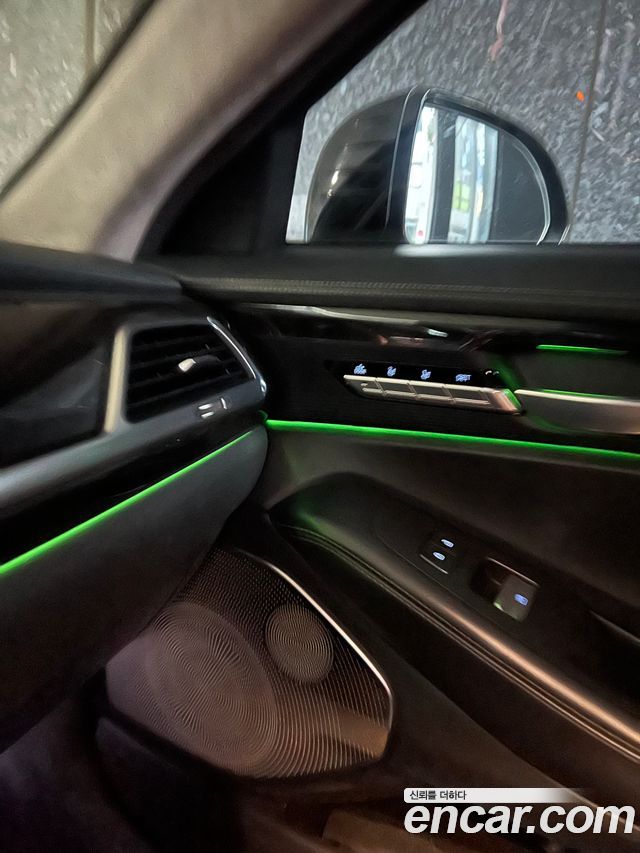 Genesis EQ900 5.0 GDI AWD Prestige 2016 — фото 10