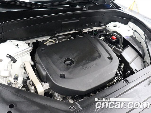 Volvo XC90 (II) B6 Ultimate Bright 2024 — фото 17