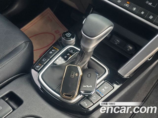Kia Seltos Gasoline 1.6 Turbo 2WD Signature 2023 — фото 16