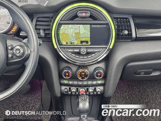 MINI Cooper Convertible Standard 3rd Generation 2017 — фото 18