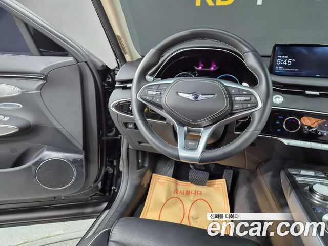 Genesis Electrified (GV70) e-AWD 2022 — фото 16