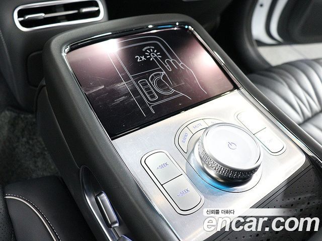 Genesis G90 (RS4) Gasoline 3.5 Turbo AWD 2025 — фото 16