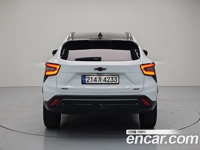 Chevrolet Trax Crossover 1.2 RS 2024 — фото 4