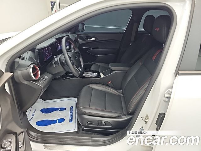 Chevrolet Trax Crossover 1.2 RS 2024 — фото 10