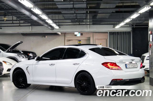 Genesis G70 2.2D AWD Elite 2019 — фото 4