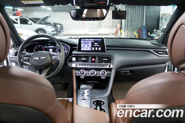 Genesis G70 2.2D AWD Elite 2019 — фото 9