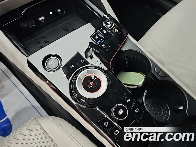 Kia Sportage (V) LPG 2.0 2WD Signature 2023 — фото 9