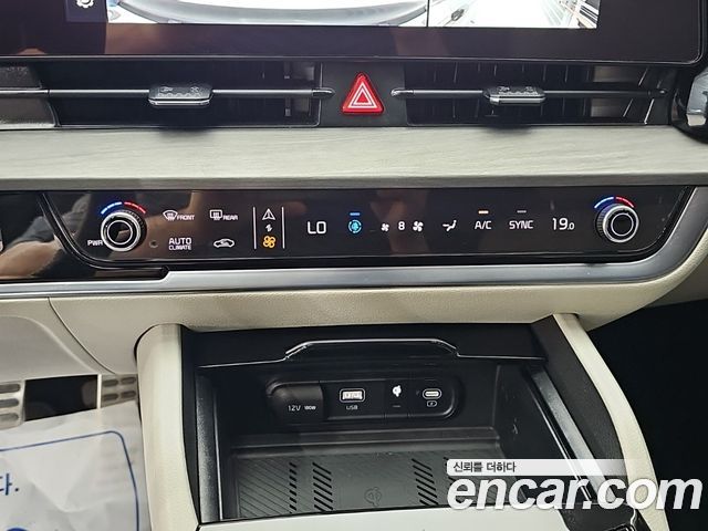 Kia Sportage (V) LPG 2.0 2WD Signature 2023 — фото 16