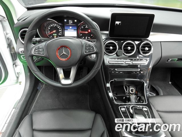 Mercedes-Benz C-Class (W205) C220 d Avantgarde 2016 — фото 24