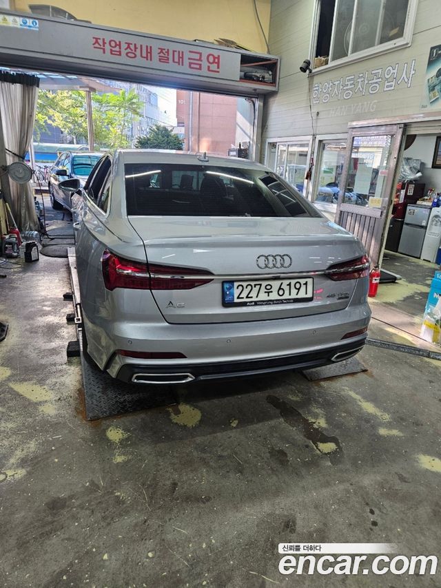 Audi A6 (C8) 45 TFSI Quattro Premium 2023 — фото 4