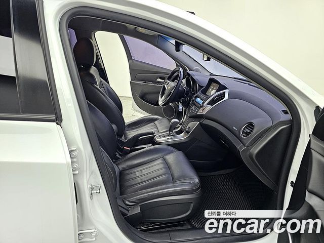 Chevrolet Amazing New Cruze 1.8 LT Deluxe 2016 — фото 24