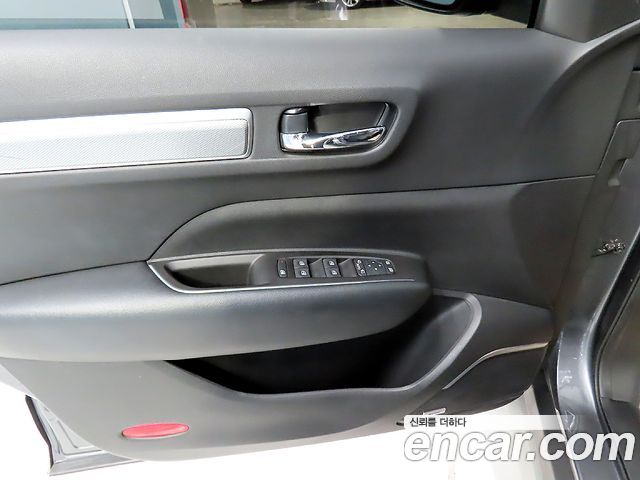 Renault Korea QM6 2.0 GDe RE 2WD 2021 — фото 19