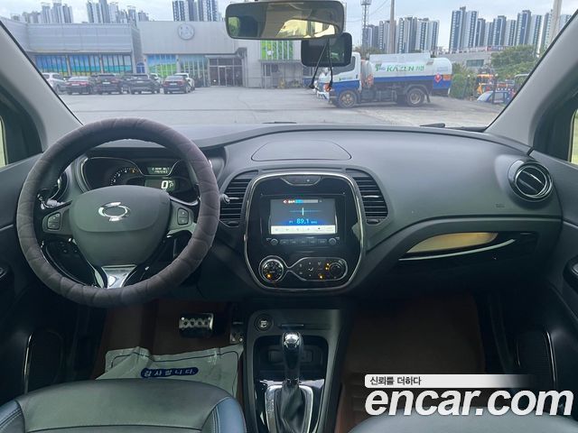 Renault Korea QM3 RE 2016 — фото 10