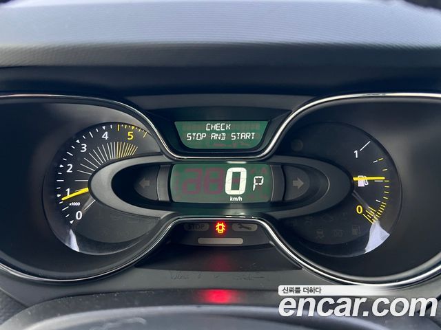 Renault Korea QM3 RE 2016 — фото 16