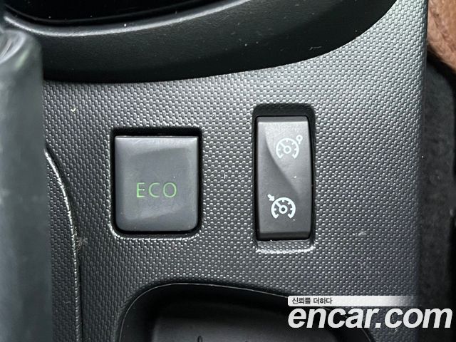Renault Korea QM3 RE 2016 — фото 21