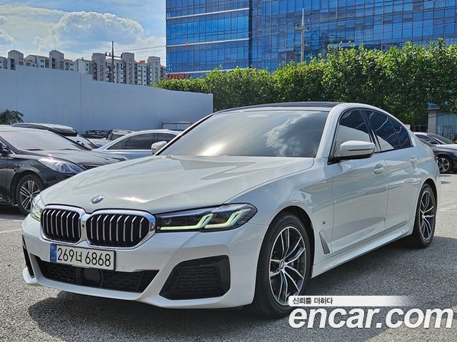 BMW 5 Series (G30) 523d M Sport 2021 — фото 1