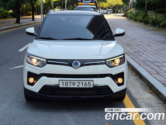 KG Mobility (SsangYong) Very New Tivoli Gasoline 1.5 2WD V3 2021 — фото 1