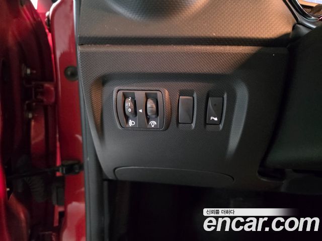 Renault Korea QM3 RE Signature 2015 — фото 19
