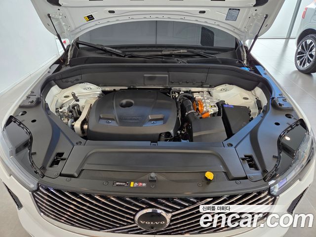 Volvo XC90 (II) T8 Ultra Bright Hybrid 2026 — фото 6