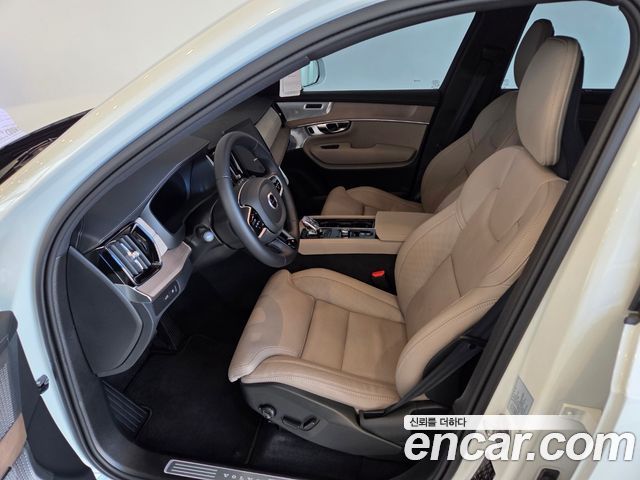 Volvo XC90 (II) T8 Ultra Bright Hybrid 2026 — фото 10