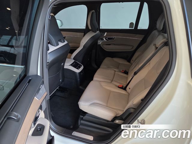 Volvo XC90 (II) T8 Ultra Bright Hybrid 2026 — фото 15