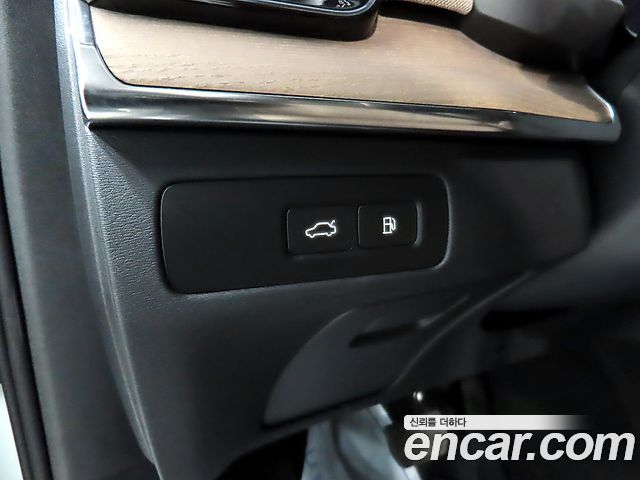 Volvo XC90 (II) T8 Ultra Bright Hybrid 2026 — фото 17