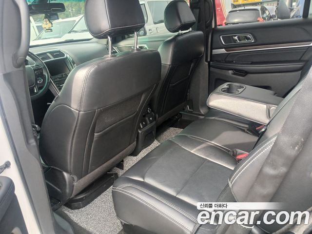 Ford Explorer 2.3 Limited 4WD 5th 2016 — фото 7