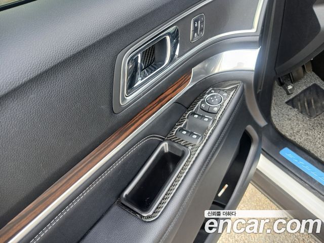 Ford Explorer 2.3 Limited 4WD 5th 2016 — фото 9