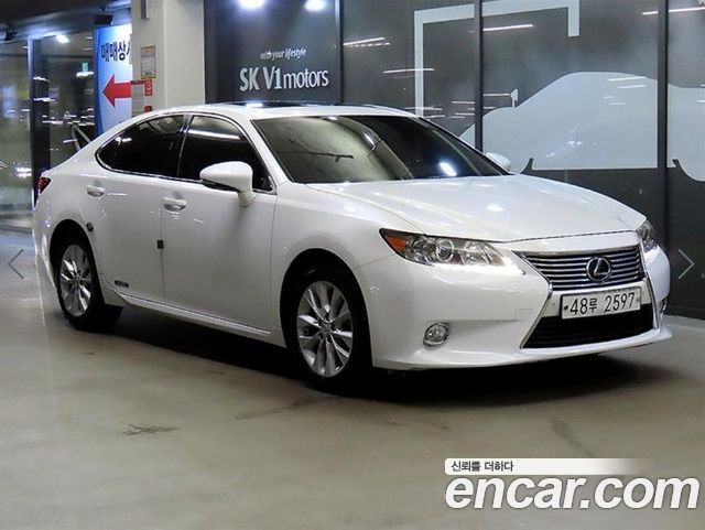Lexus ES300h Supreme XV60 2013 — фото 2