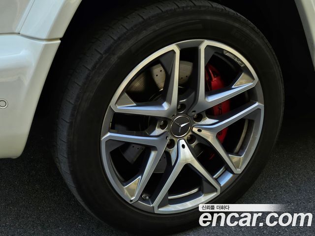Mercedes-Benz G-Class (W463b) AMG G63 2024 — фото 19