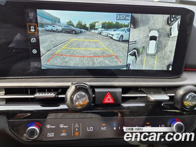 Kia Sportage (V) Gasoline 1.6 Turbo 2WD Signature X Line 2025 — фото 17
