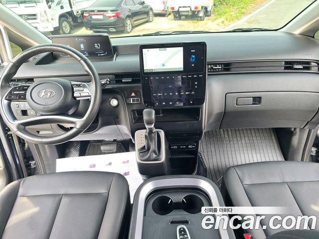 Hyundai Staria Cargo 5-Seater Modern 2023 — фото 10