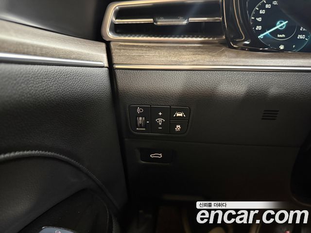Kia K5 (III) 2.0 Noblesse 2020 — фото 17