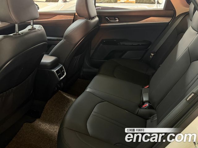 Kia K5 (III) 2.0 Noblesse 2020 — фото 21