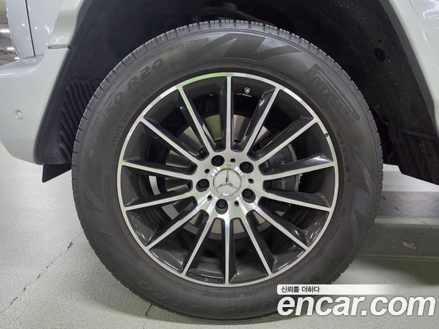 Mercedes-Benz G-Class (W463b) G400d 2023 — фото 19