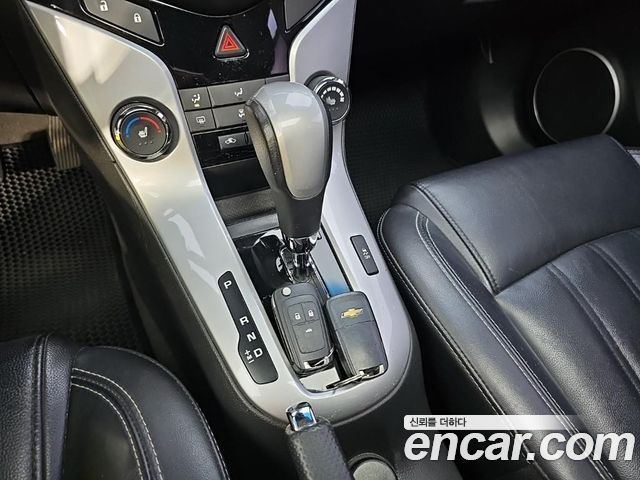 Chevrolet Cruze 1.8 LTZ+ 2014 — фото 8
