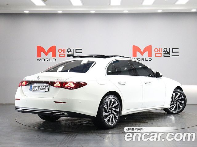 Mercedes-Benz E-Class (W214) E300 4MATIC Exclusive 2025 — фото 2