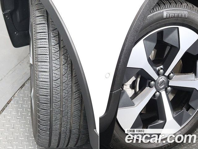 Volvo XC40 B4 Ultimate Bright 2024 — фото 17