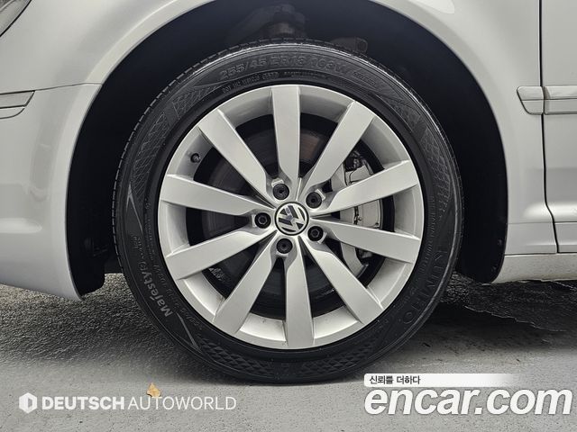 Volkswagen Phaeton V6 3.0 TDI VW611 2013 — фото 5