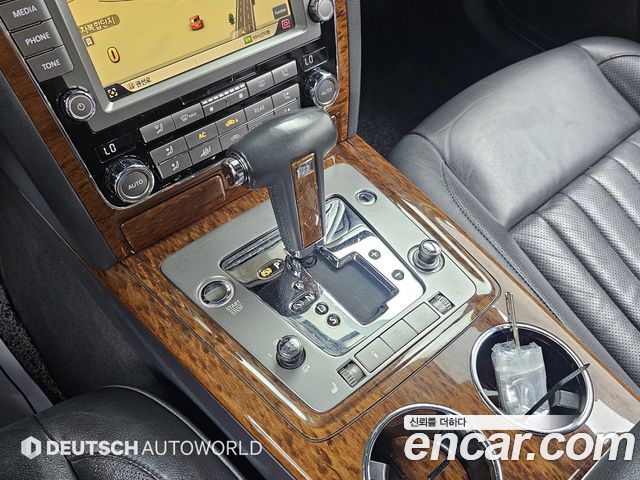 Volkswagen Phaeton V6 3.0 TDI VW611 2013 — фото 9