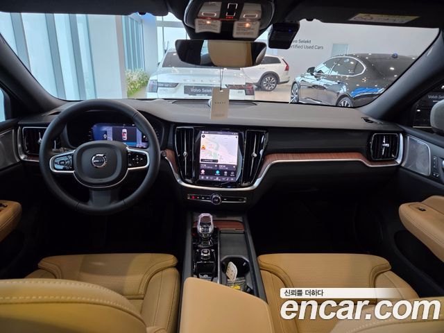 Volvo V60 Cross Country (II) B5 Ultra AWD 2026 — фото 7