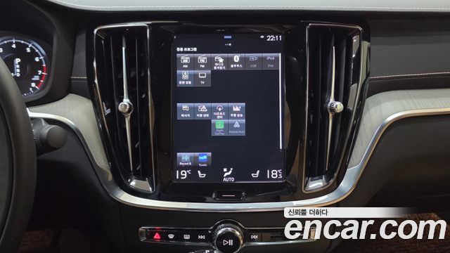 Volvo S60 (III) T5 Inscroption 2020 — фото 19