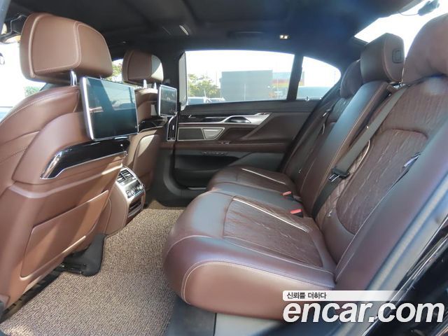 BMW 7 Series (G11) 730Ld xDrive M Sport 2020 — фото 7