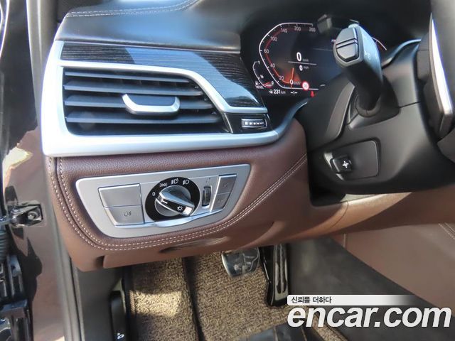 BMW 7 Series (G11) 730Ld xDrive M Sport 2020 — фото 19