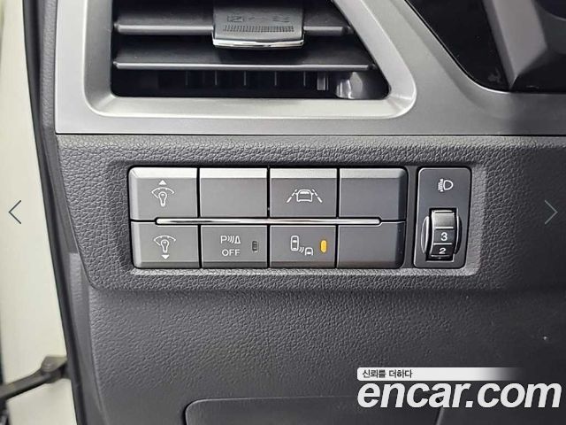 KG Mobility (SsangYong) Beautiful Korando Gasoline 1.5 2WD C5 Plus 2020 — фото 23