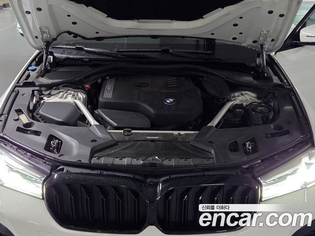 BMW 5 Series (G30) 520i M Sport 2022 — фото 6