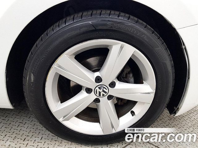 Volkswagen Beetle 2.0 TDI 3rd 2015 — фото 5