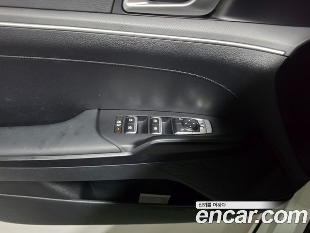 Kia K5 (III) 2.0 Prestige 2023 — фото 16